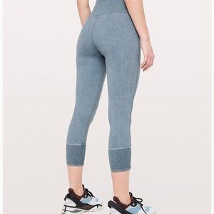 Lululemon Wunder Under Crops